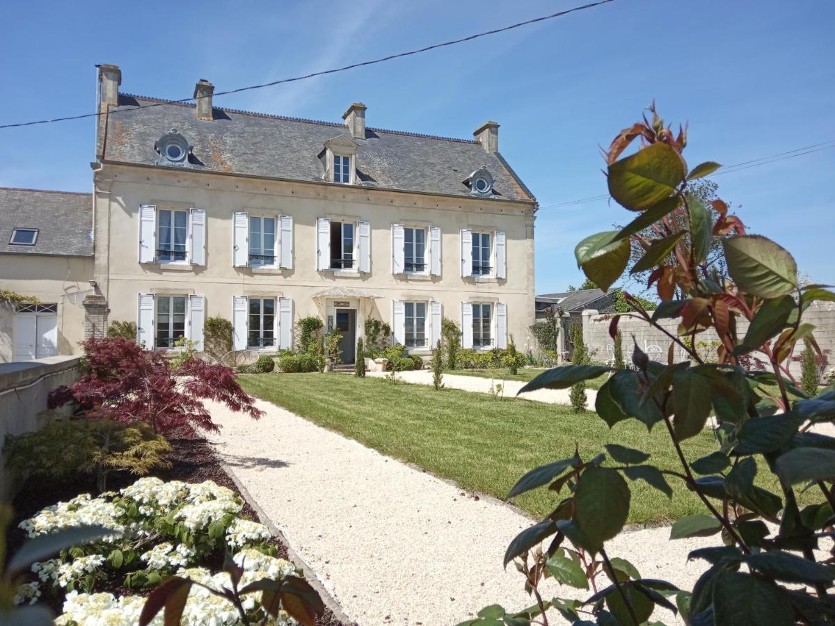 Osmanville Les Mariesis B&B 외부 사진